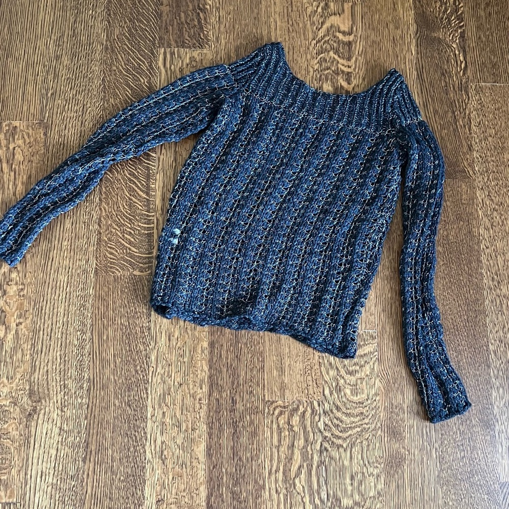 Duffy dark blue/ grey sweater with open knit style with metal wire - size small